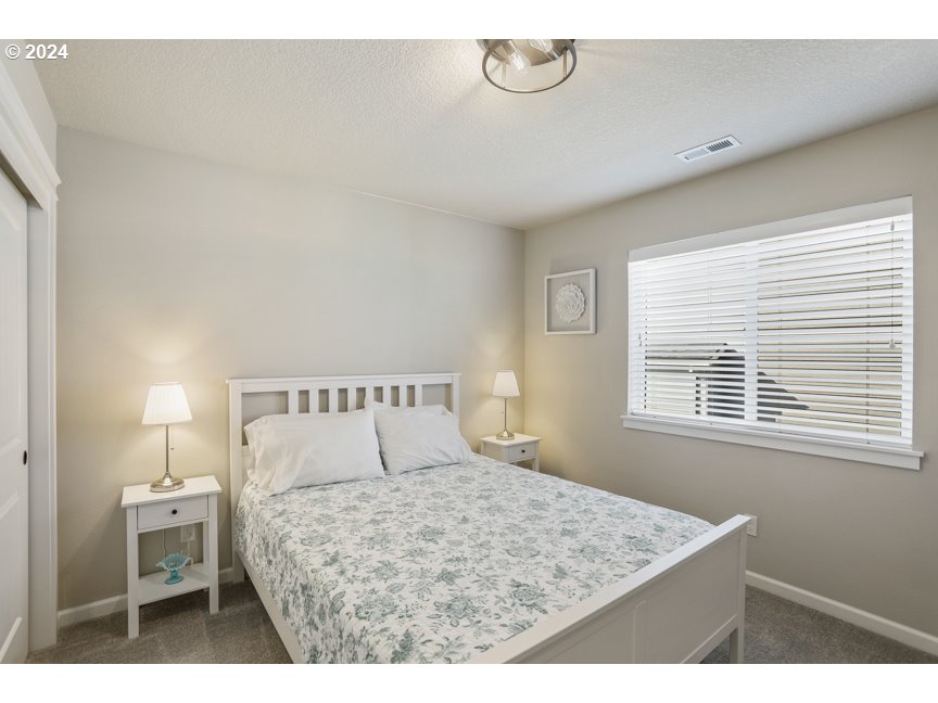 59551 EMERALD LOOP, St. Helens