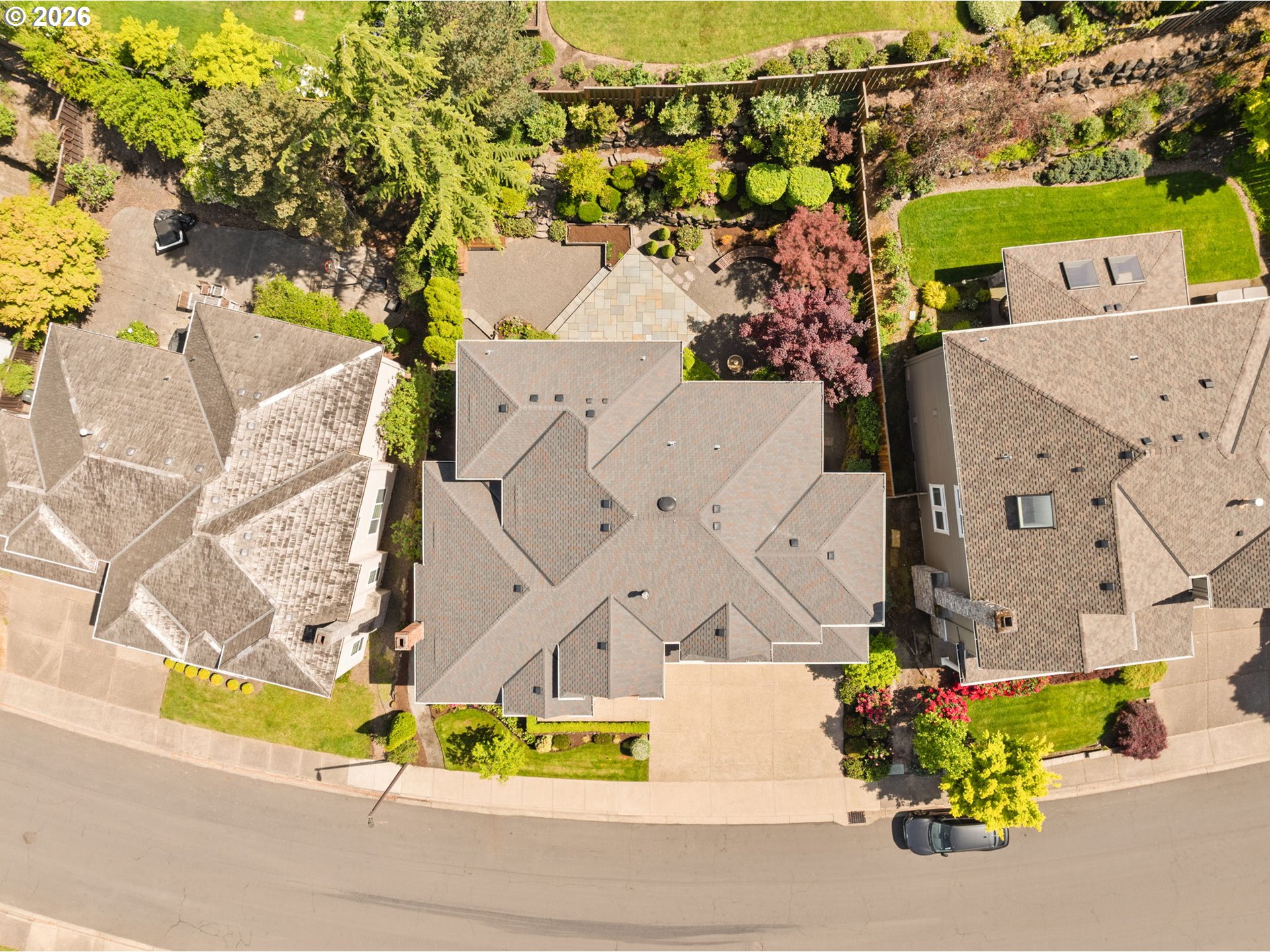 2358 NW WOODROSE DR