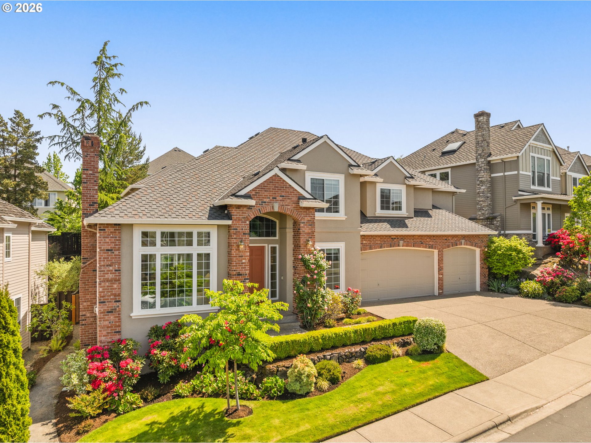 2358 NW WOODROSE DR