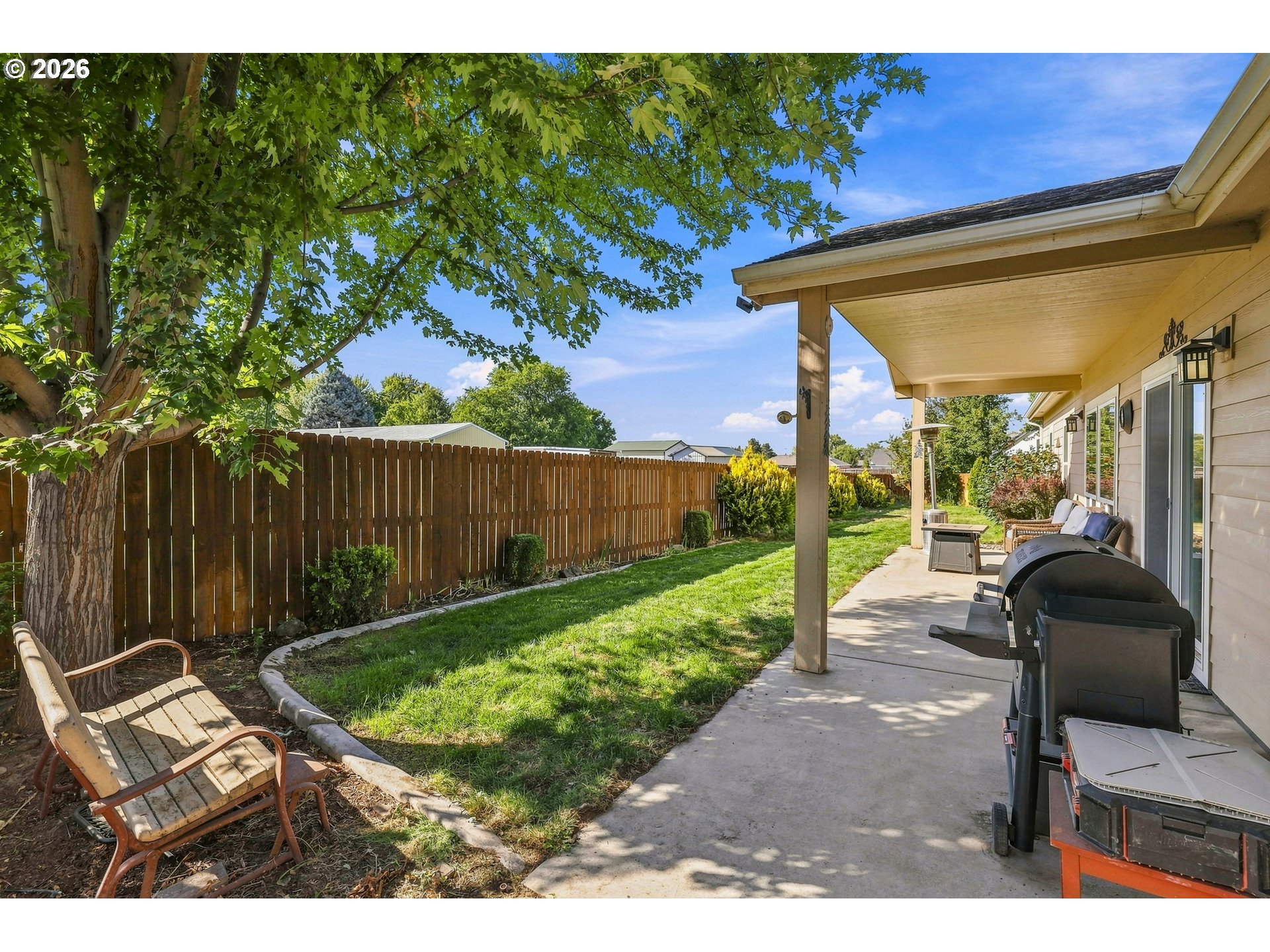 1036 SW OLIVE CT