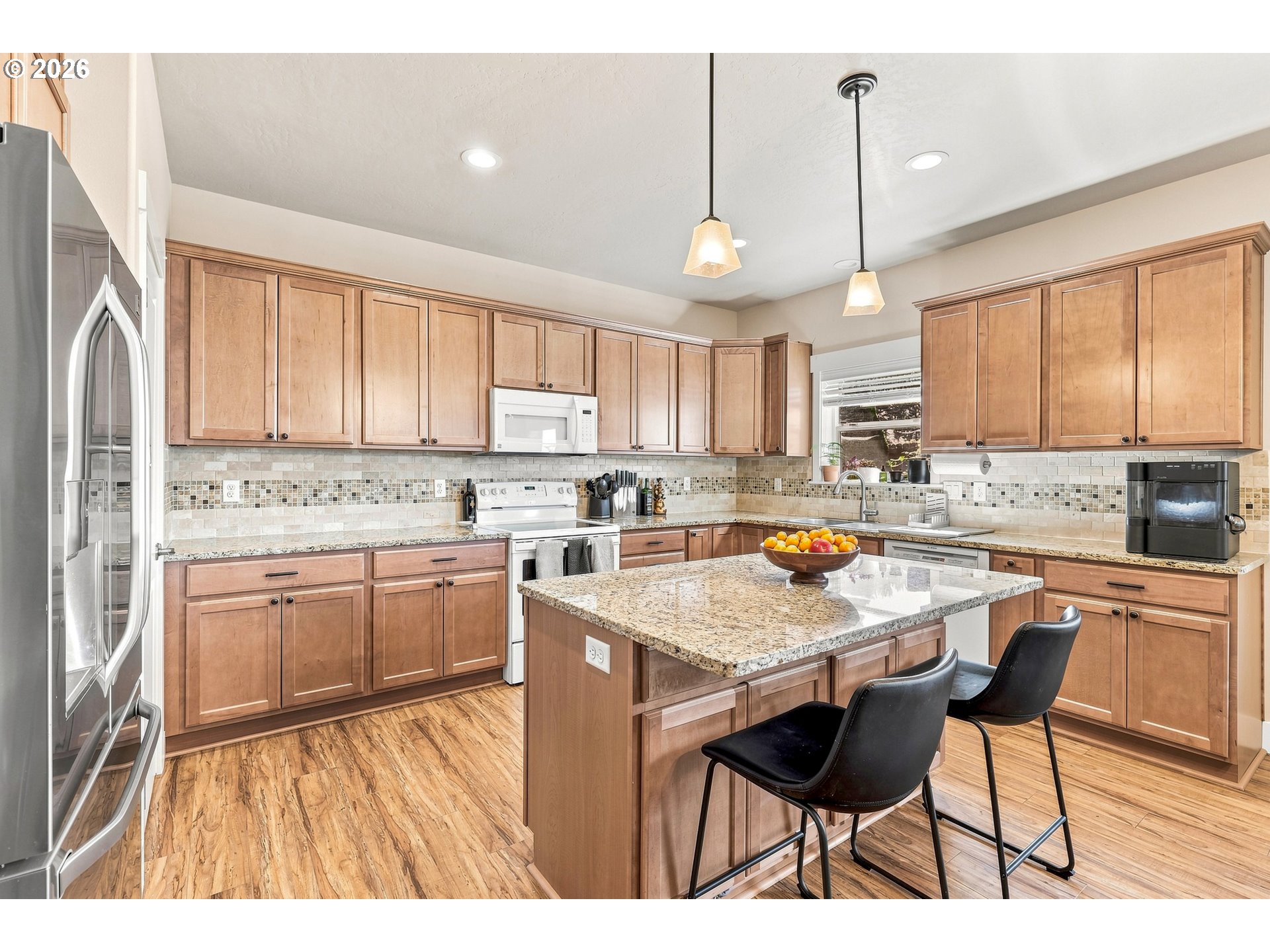 1036 SW OLIVE CT
