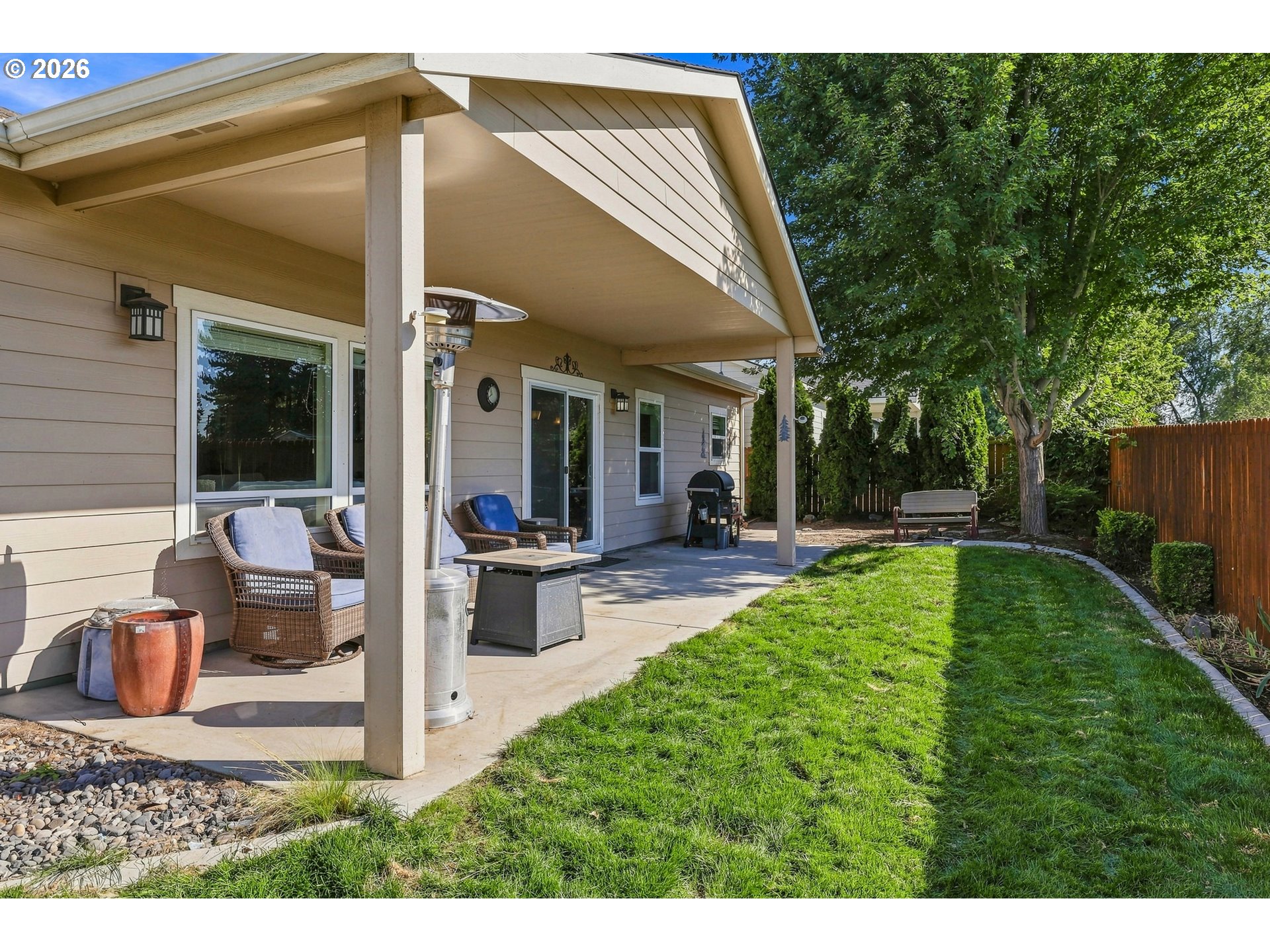1036 SW OLIVE CT