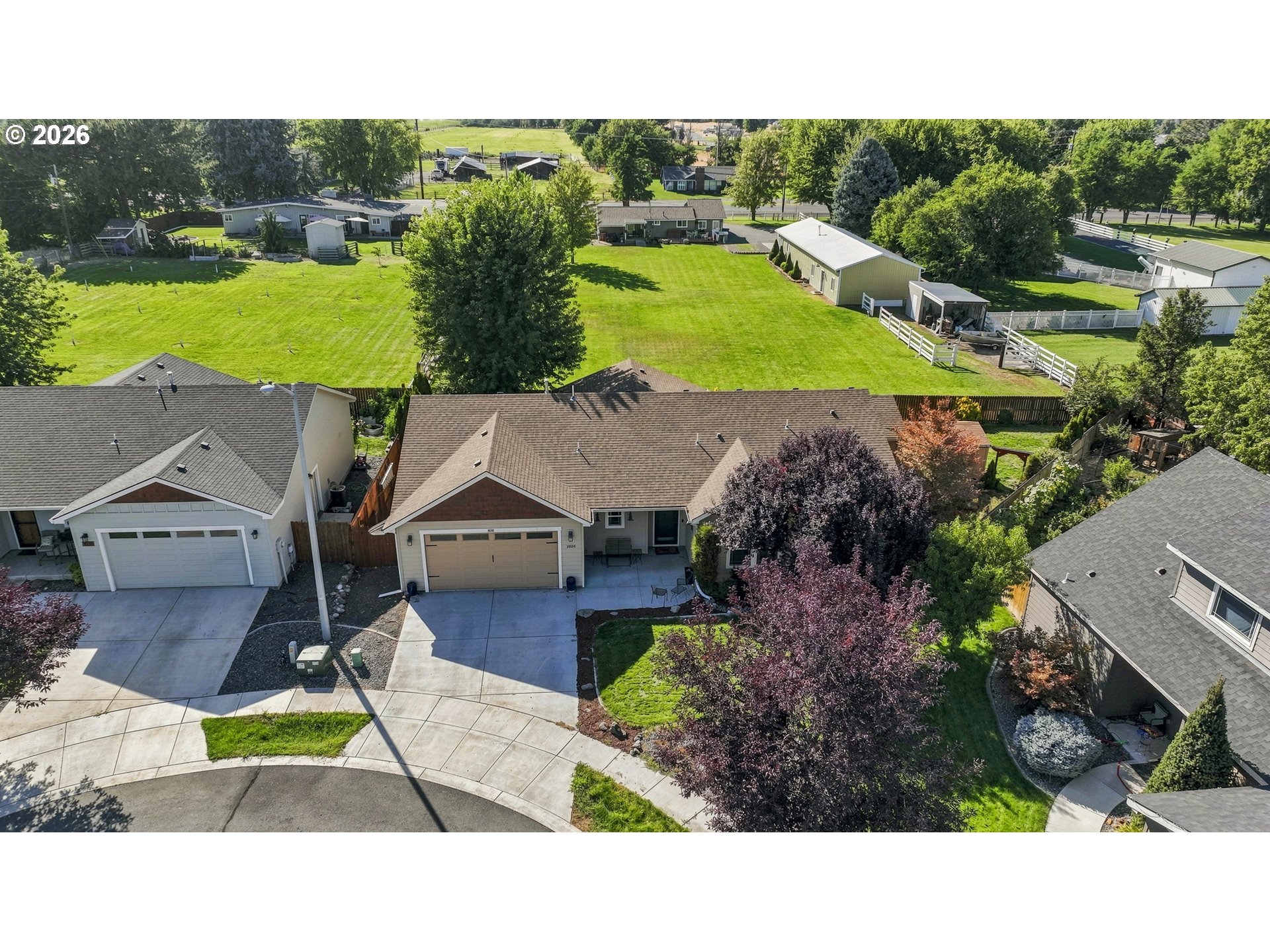 1036 SW OLIVE CT