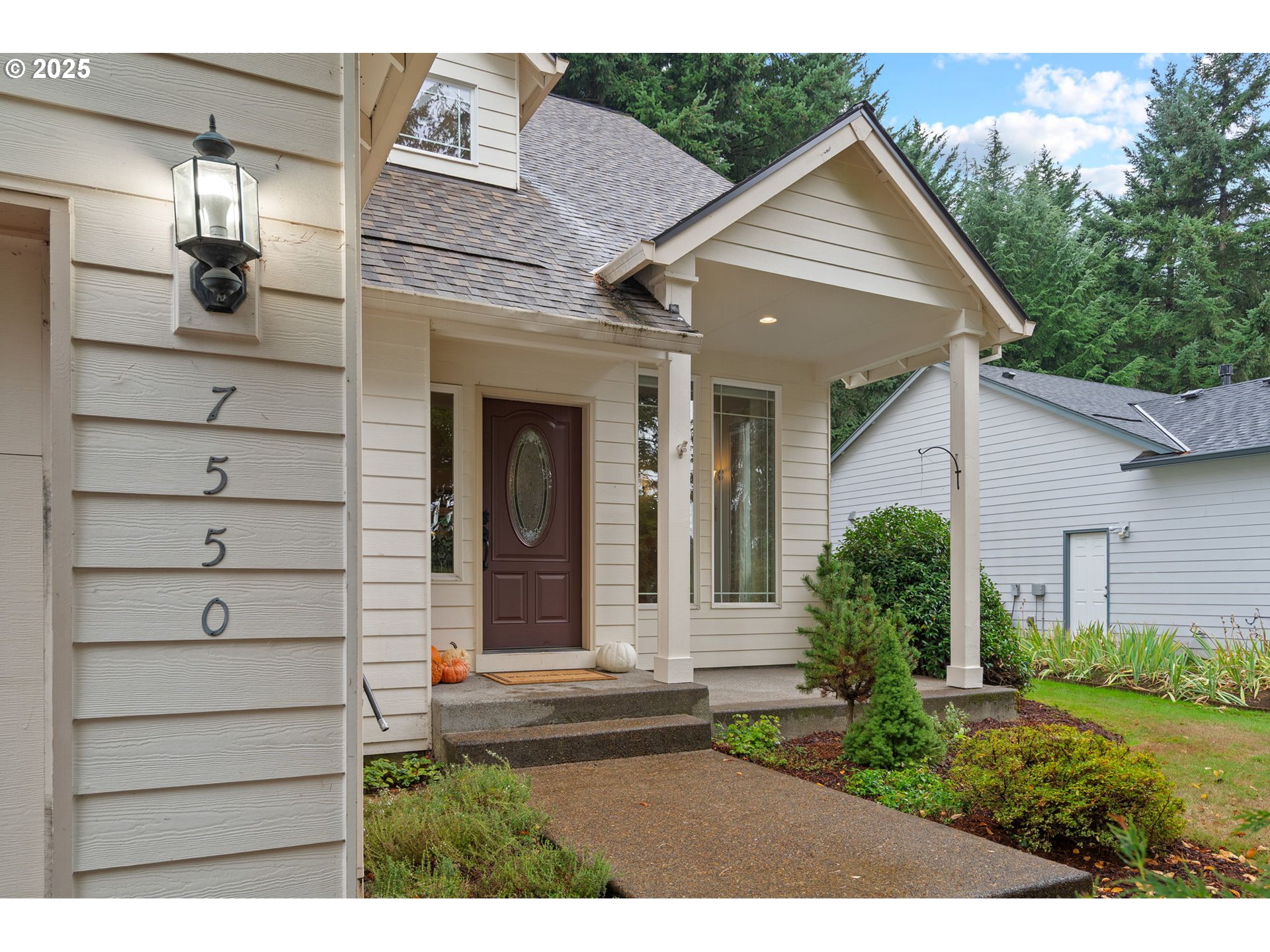 7550 SE LITTLE CREEK LN