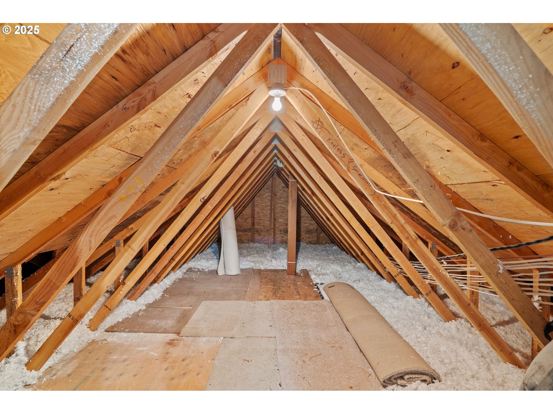 7550 SE LITTLE CREEK LN