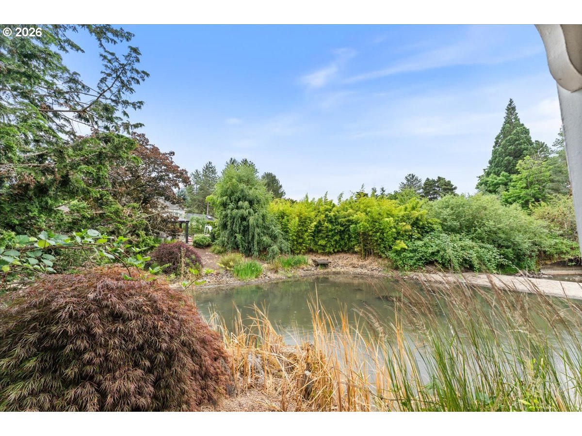 14234 NW LAKESHORE CT