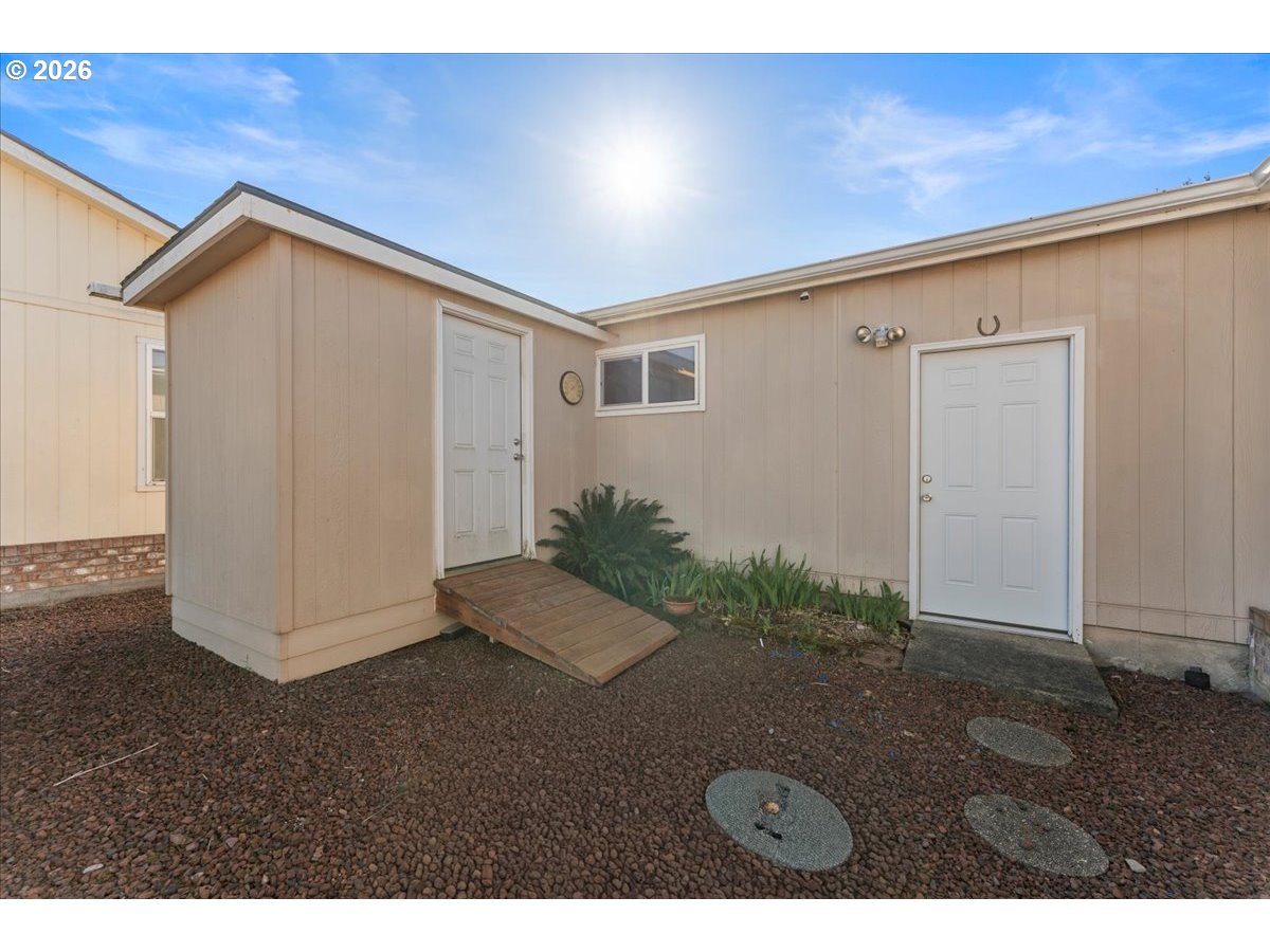 51374 SE Hoodview DR