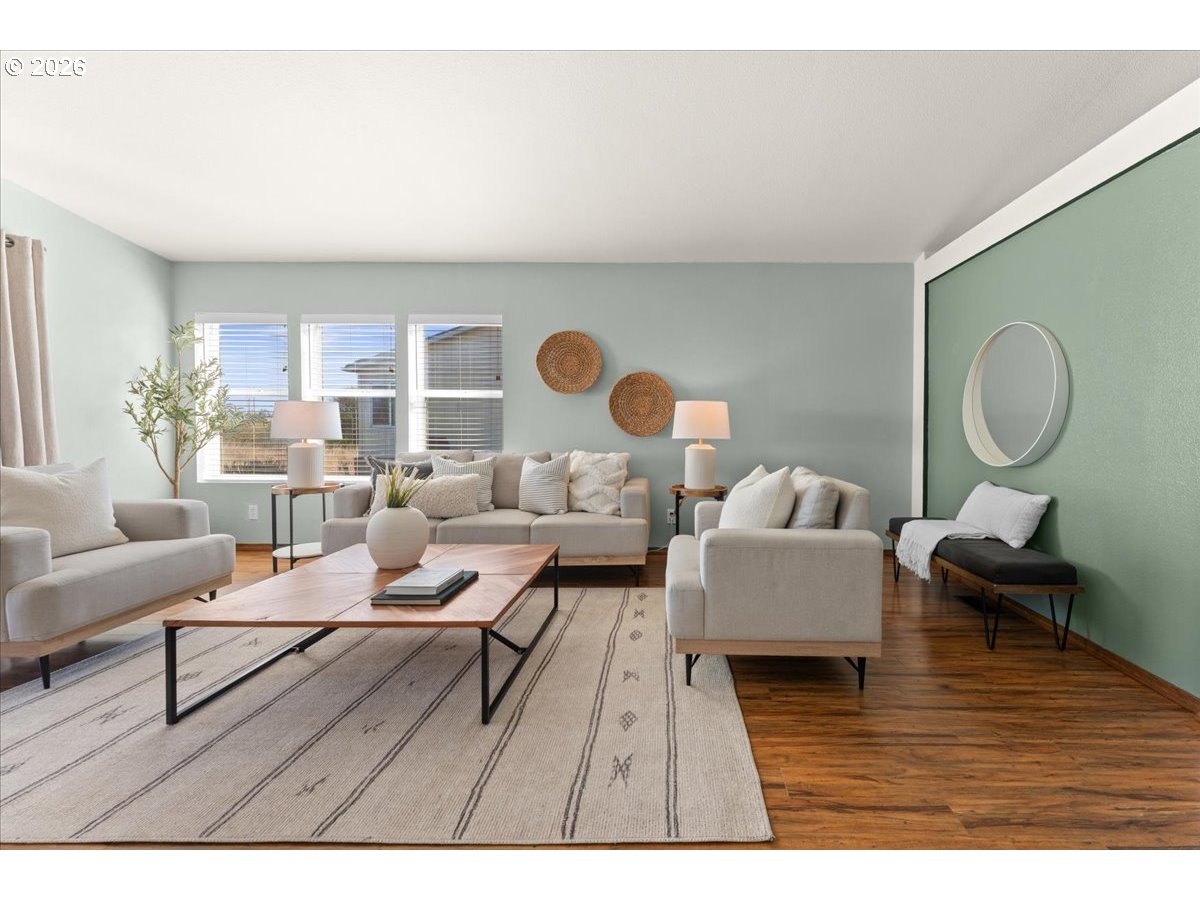 51374 SE Hoodview DR