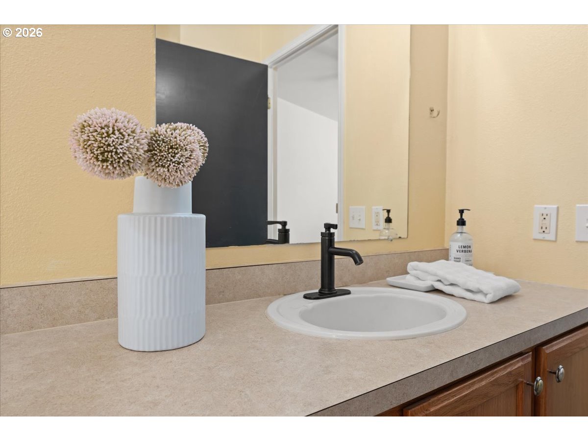 51374 SE Hoodview DR