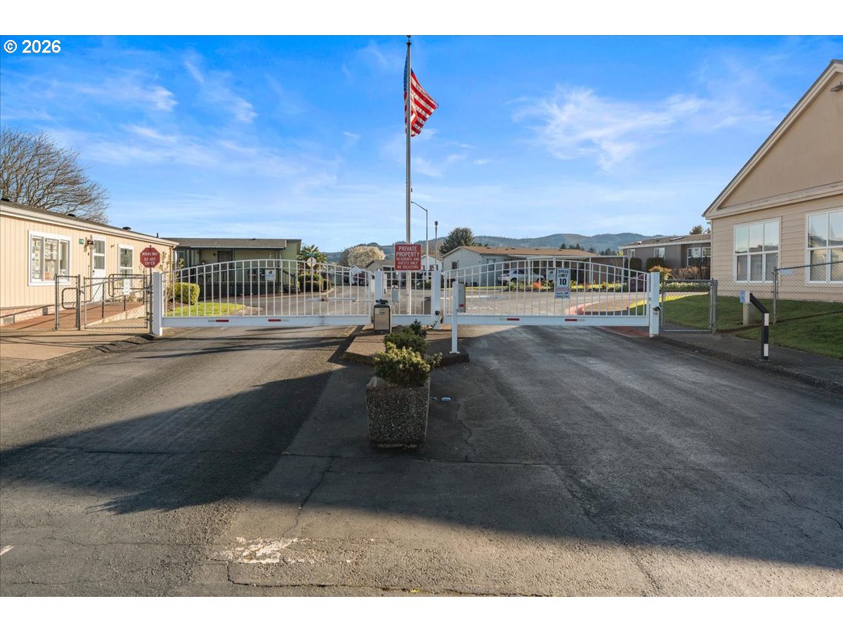 51374 SE Hoodview DR