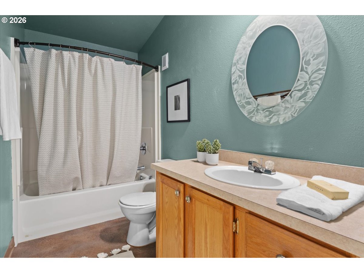 51374 SE Hoodview DR