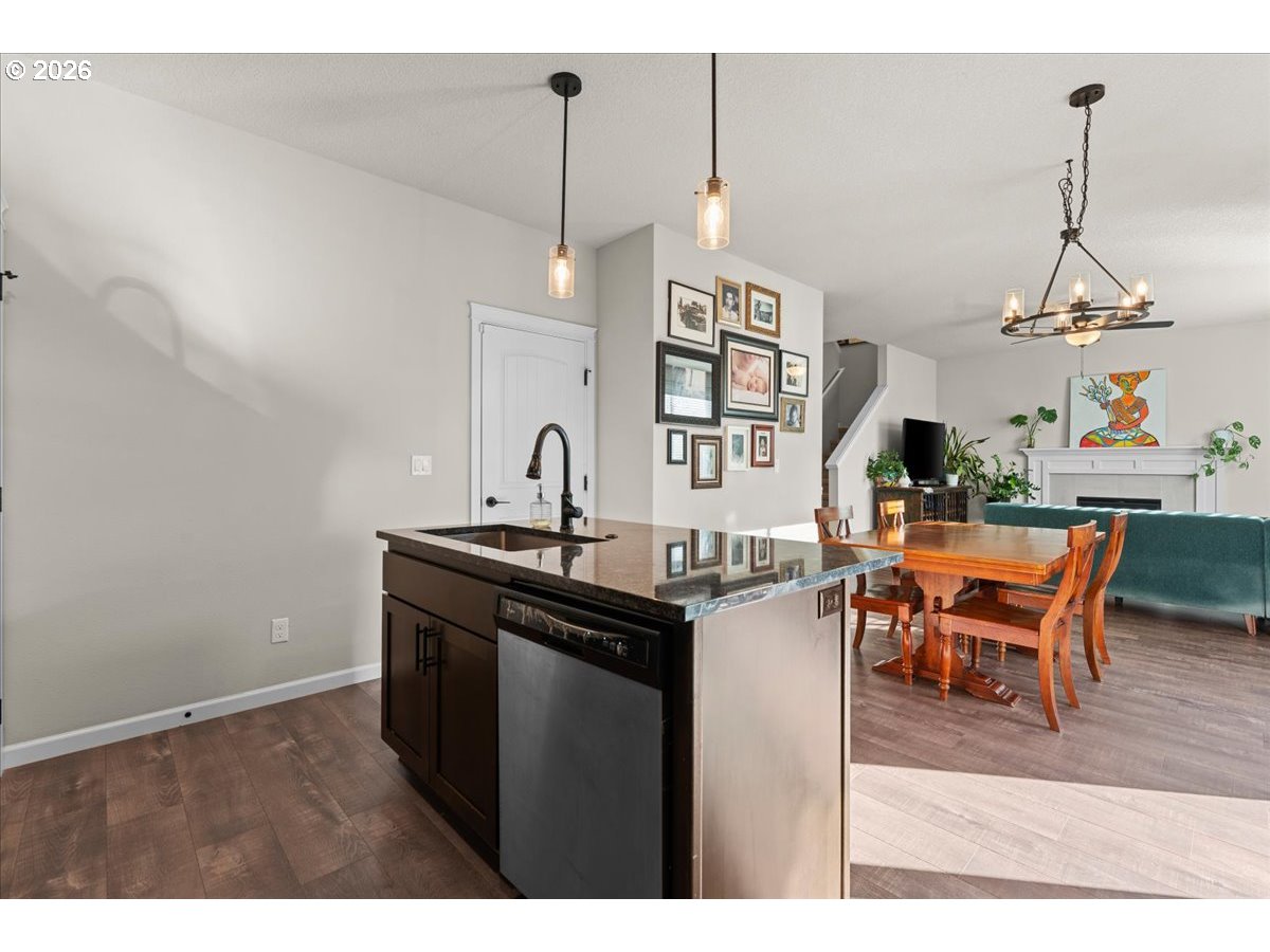 59551 EMERALD LOOP, St. Helens