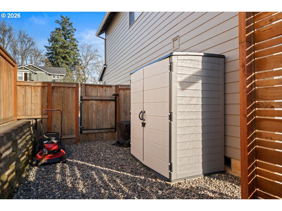 59551 EMERALD LOOP, St. Helens