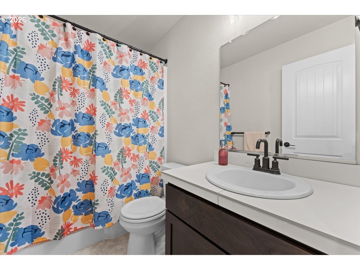 59551 EMERALD LOOP, St. Helens