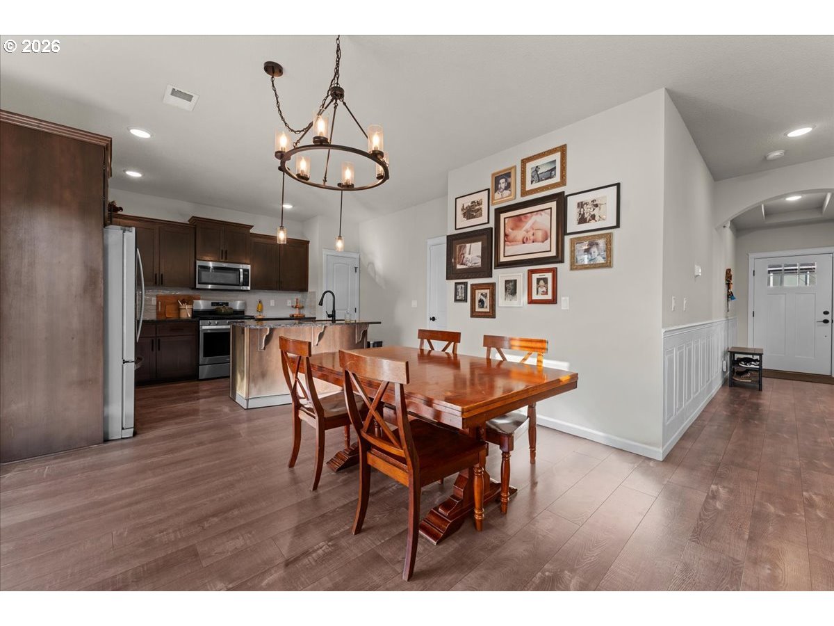 59551 EMERALD LOOP, St. Helens