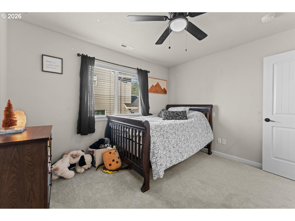 59551 EMERALD LOOP, St. Helens