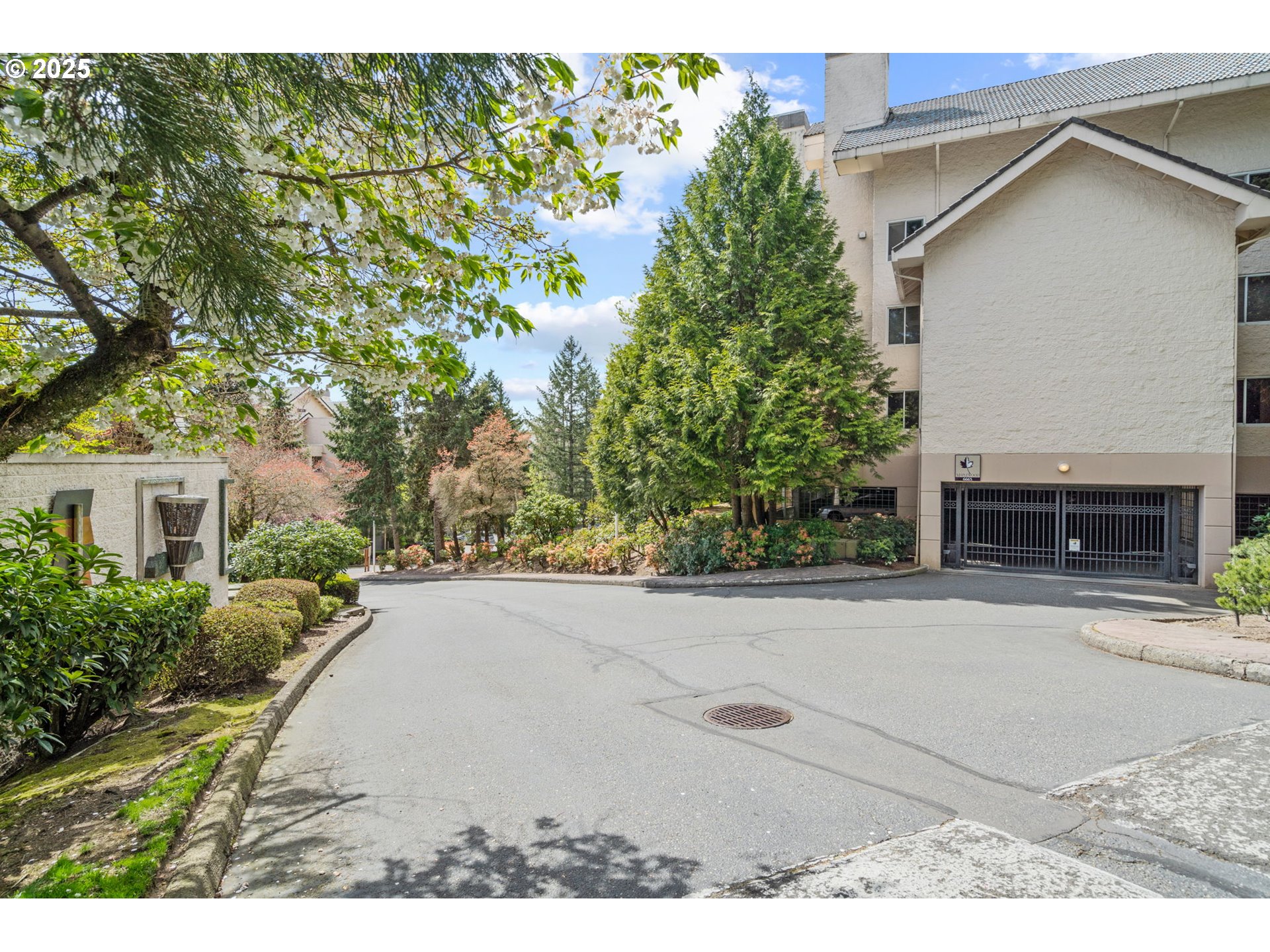 6665 W BURNSIDE RD 447