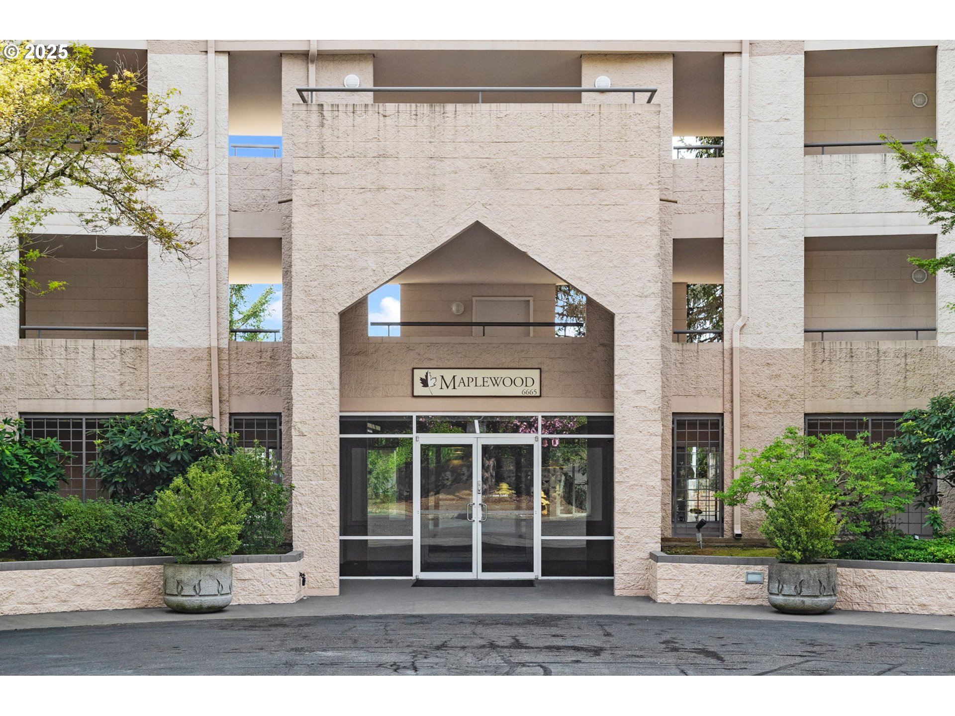 6665 W BURNSIDE RD 447