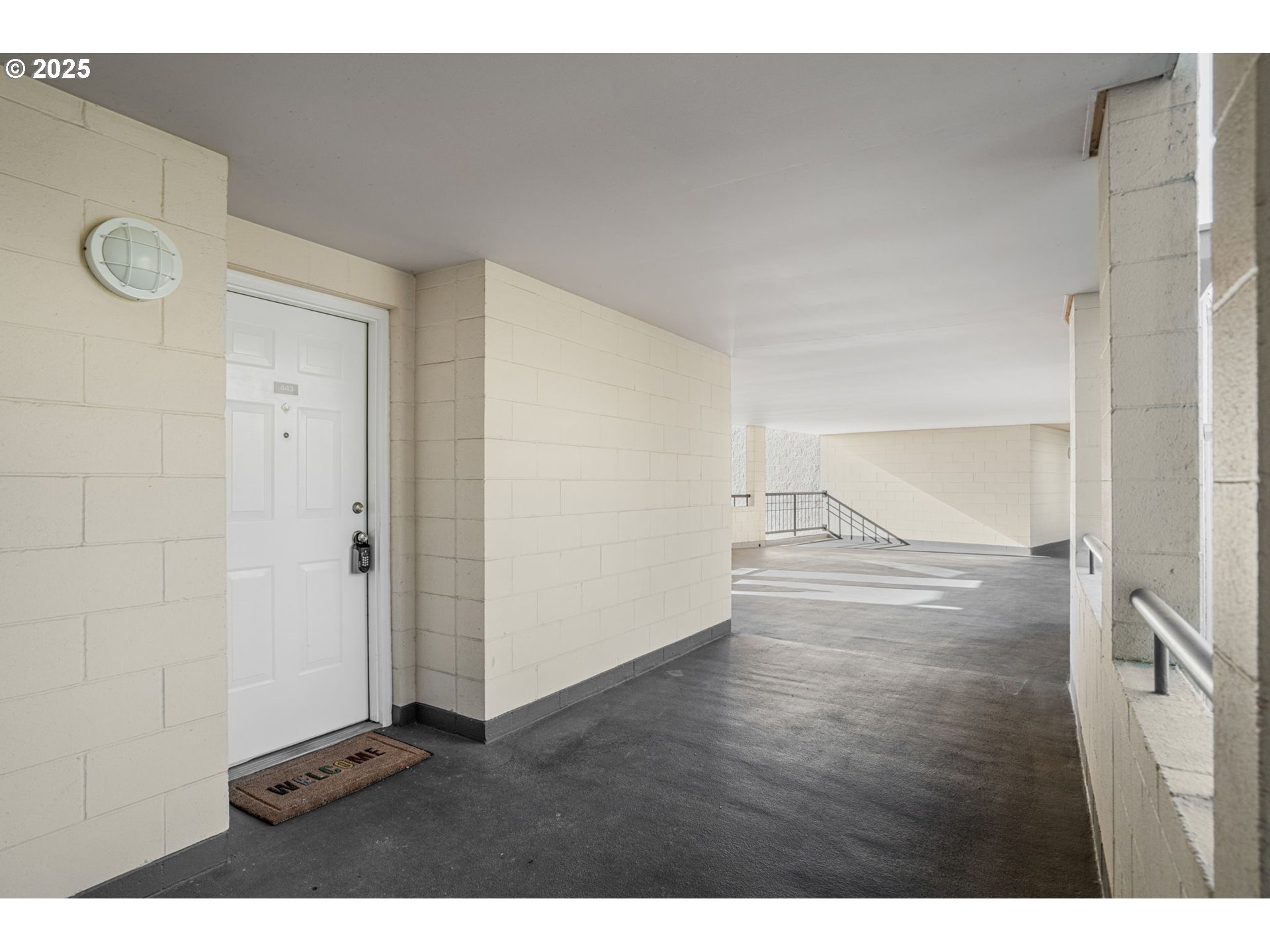 6665 W BURNSIDE RD 443