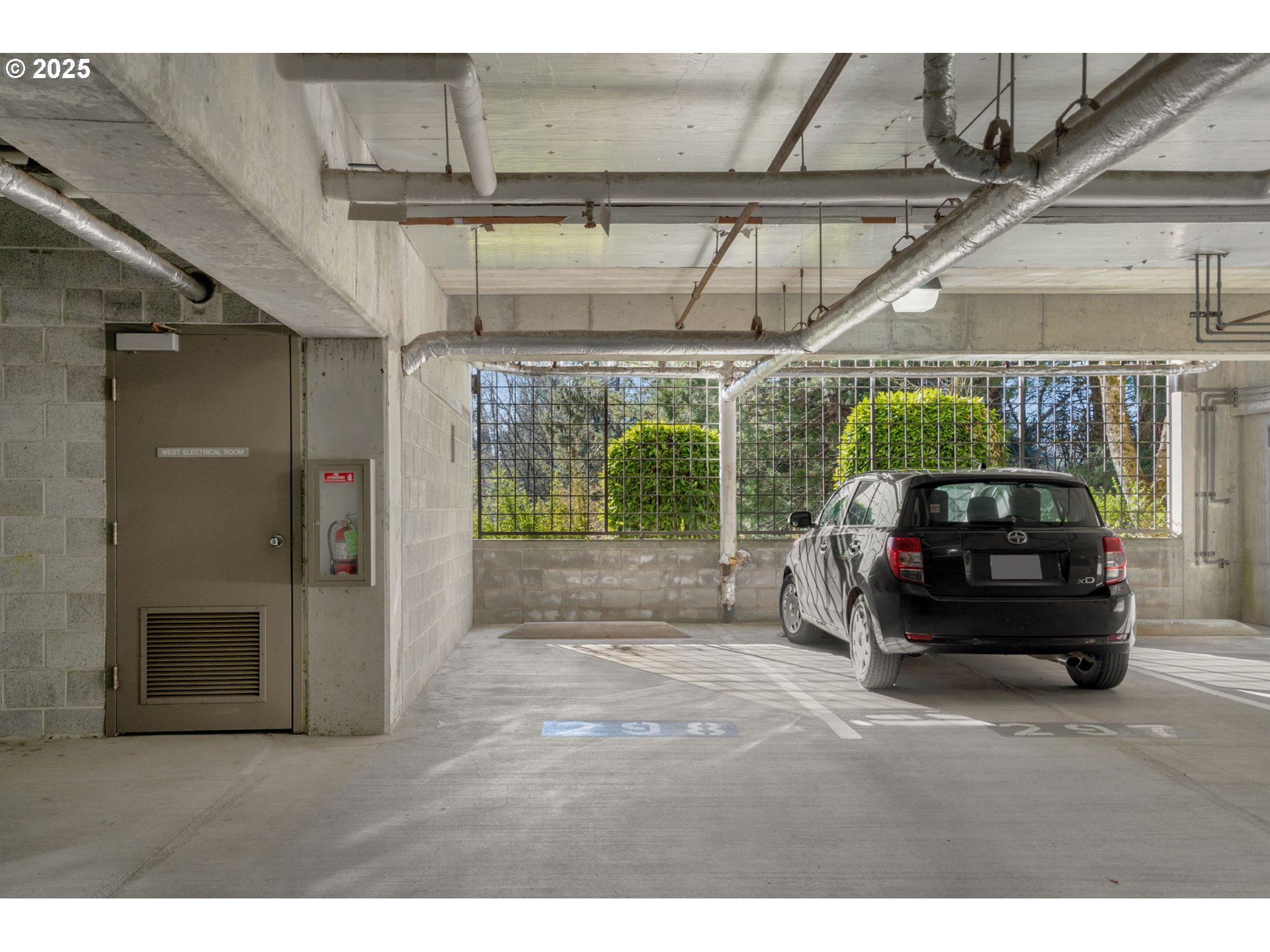 6665 W BURNSIDE RD 443