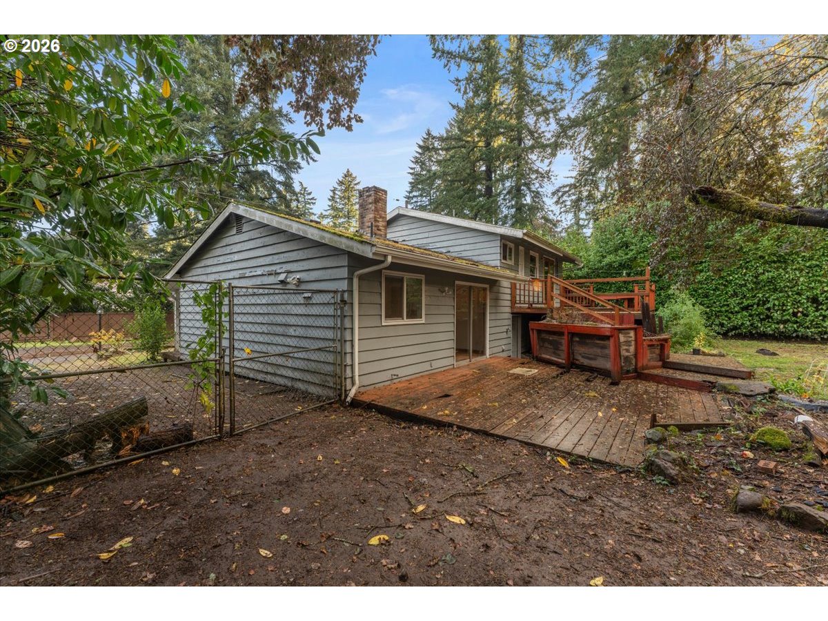 5822 ROCKWOOD CT