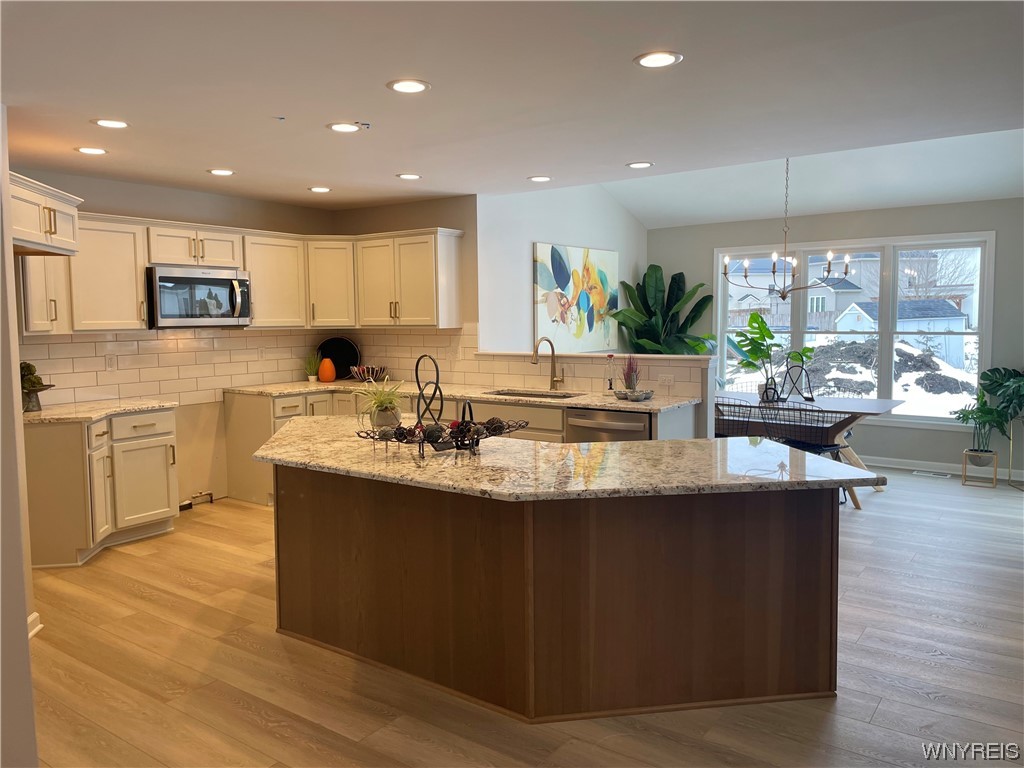 6459 Pincherry Way