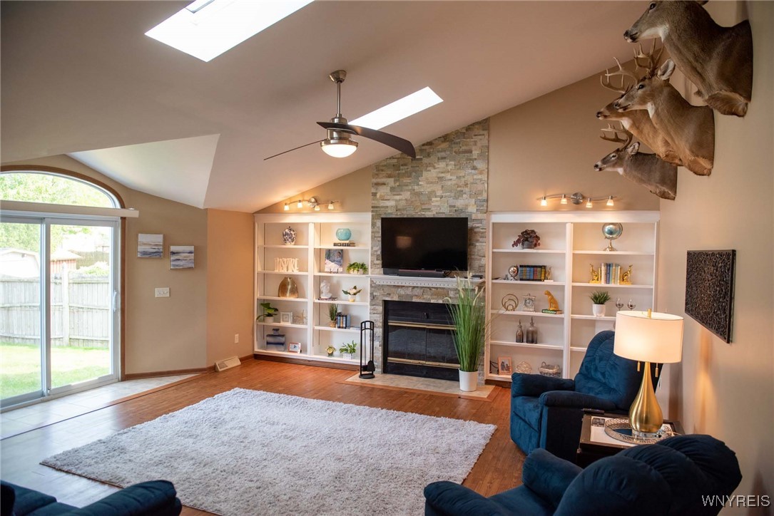 2175 Hobblebush Lane