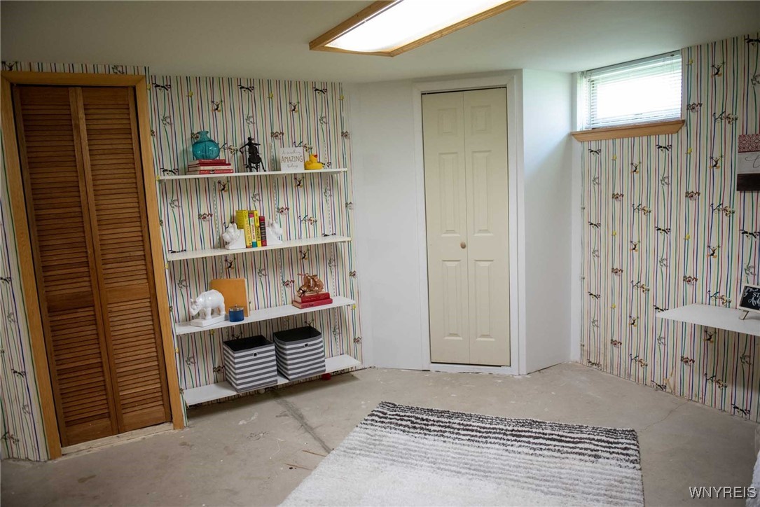 2175 Hobblebush Lane