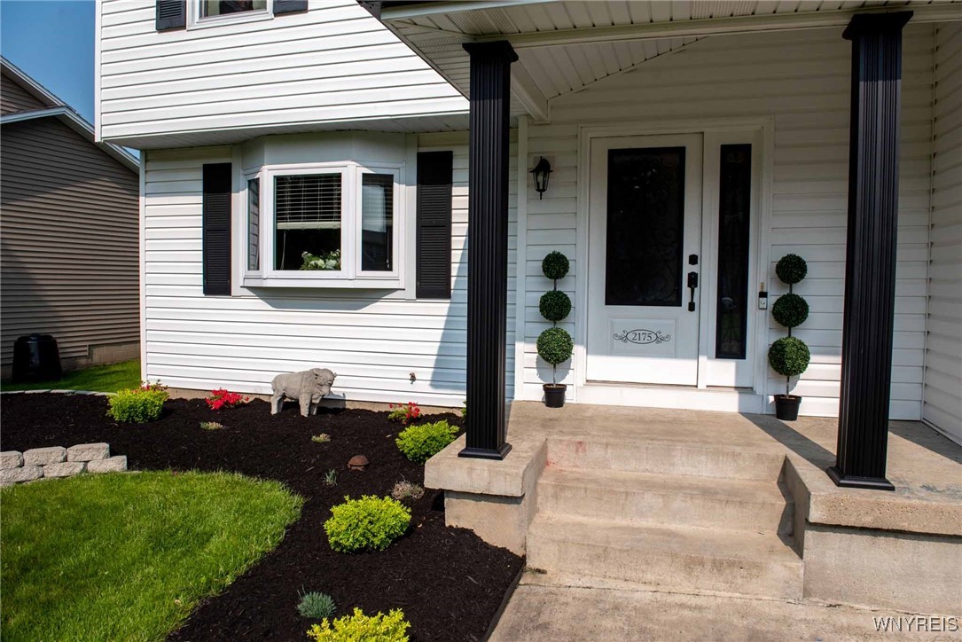 2175 Hobblebush Lane