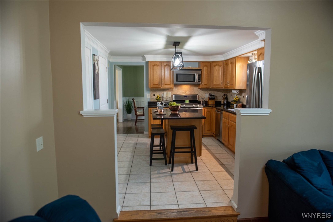 2175 Hobblebush Lane