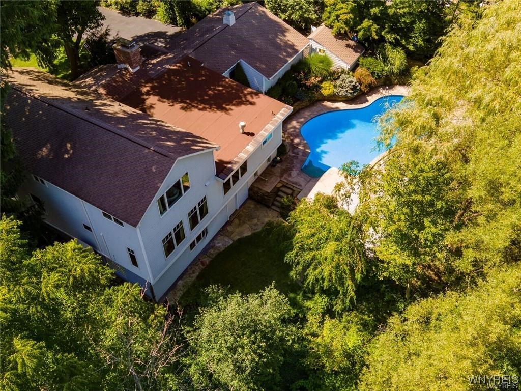 3714 Hampton Brook Drive