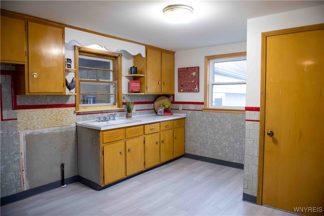 144 East Milnor Avenue