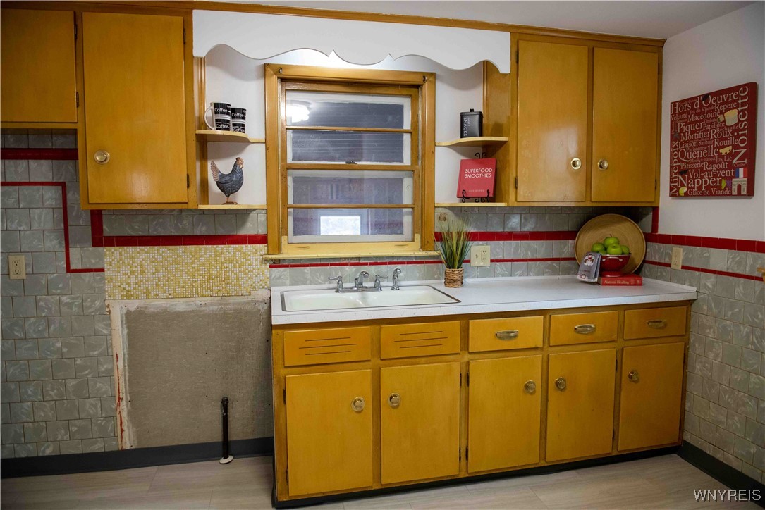 144 East Milnor Avenue