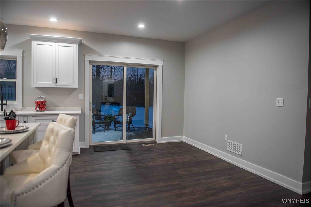 6220 Versailles Road