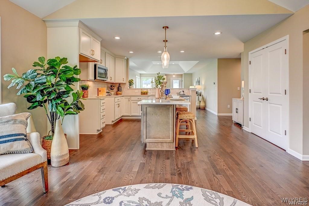 4543 Camp Road L203