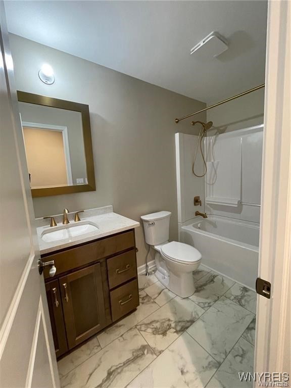 4543 Camp Road L203