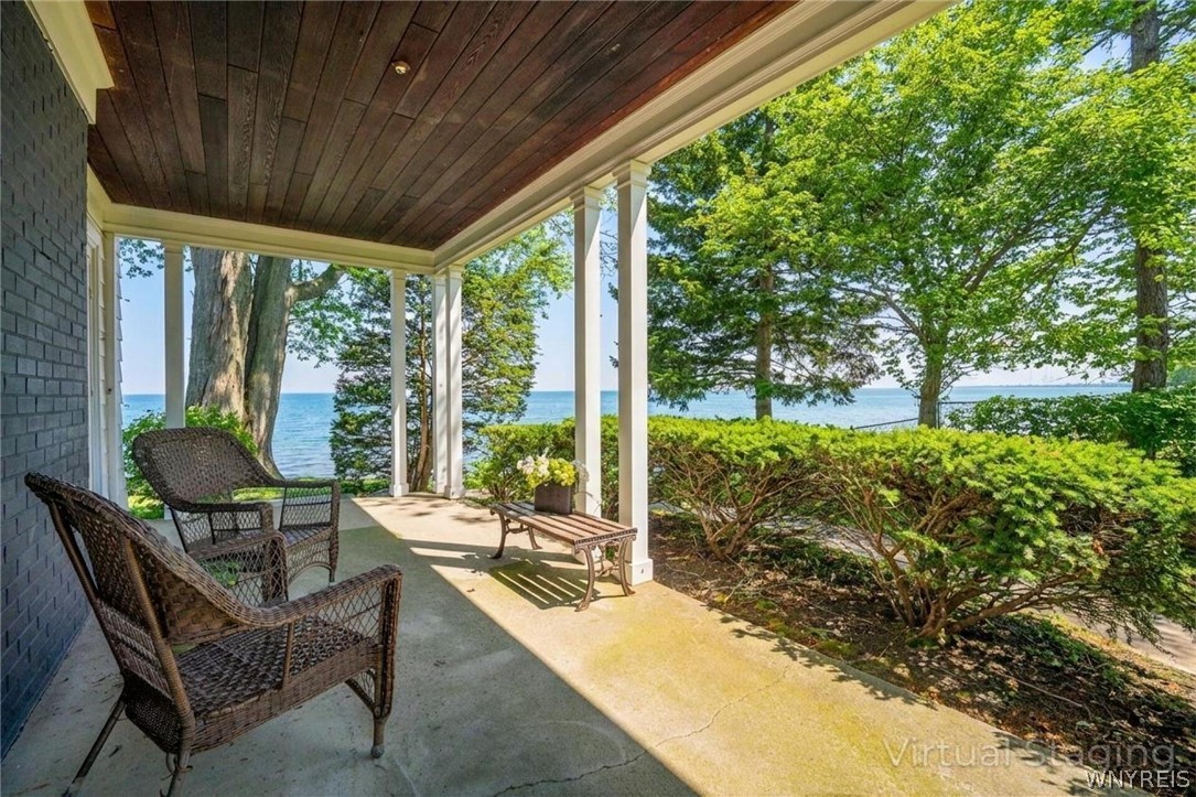 4998 Lake Shore Road