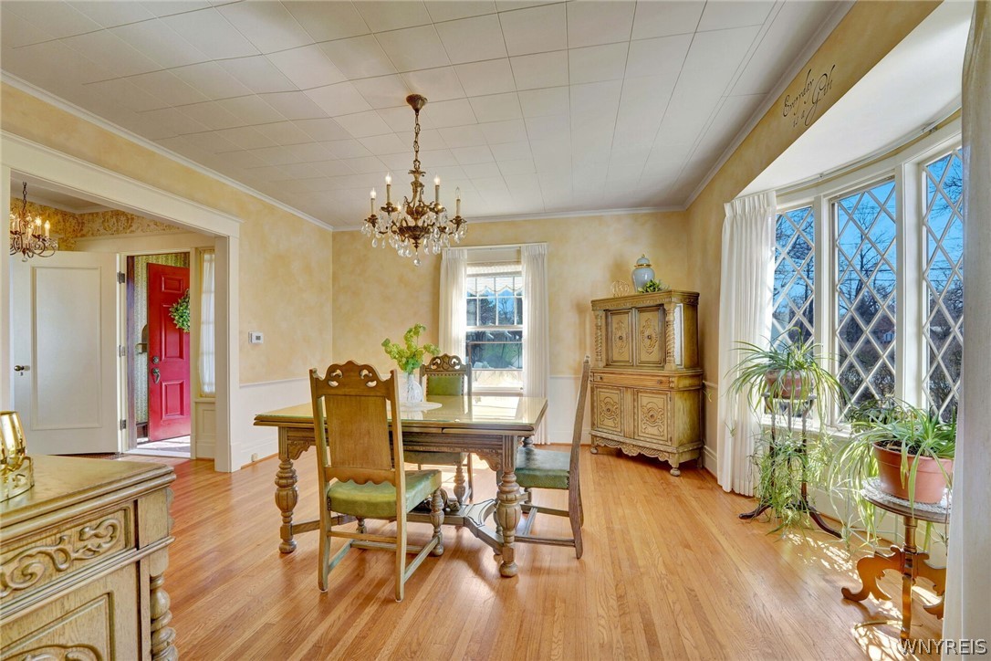 4998 Lake Shore Road