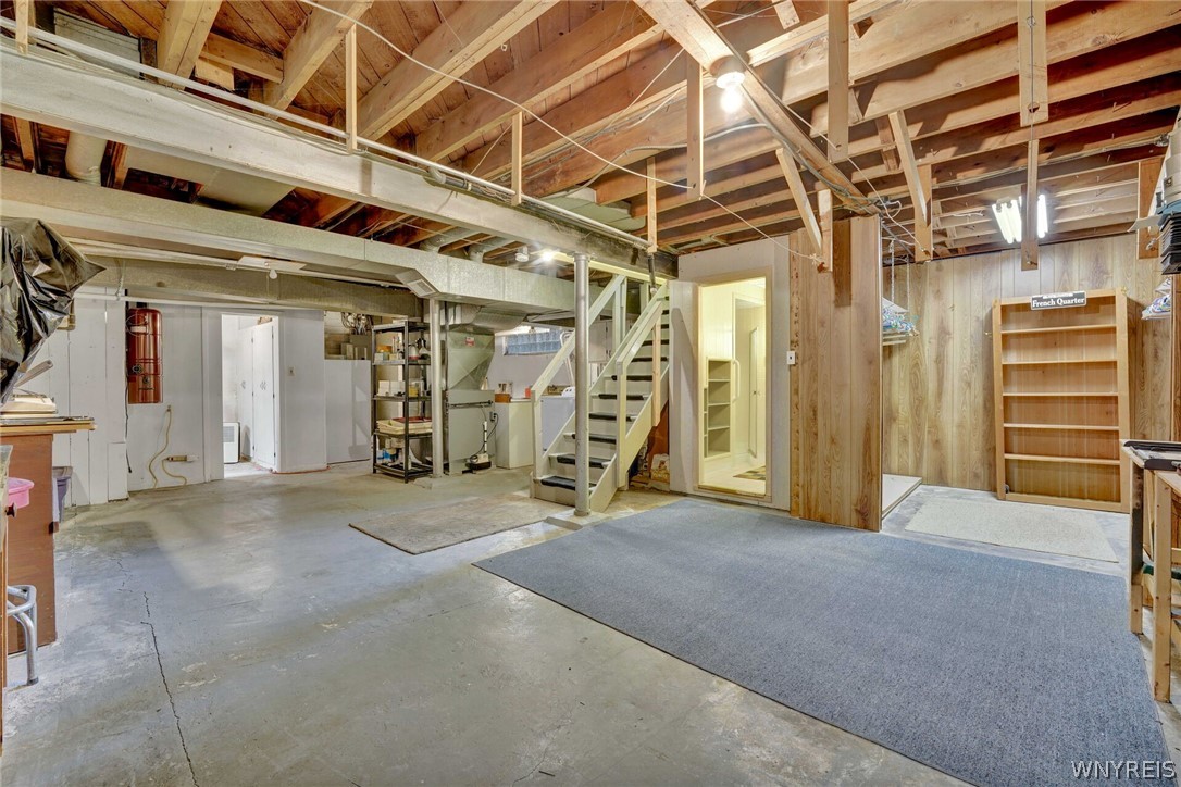 4998 Lake Shore Road