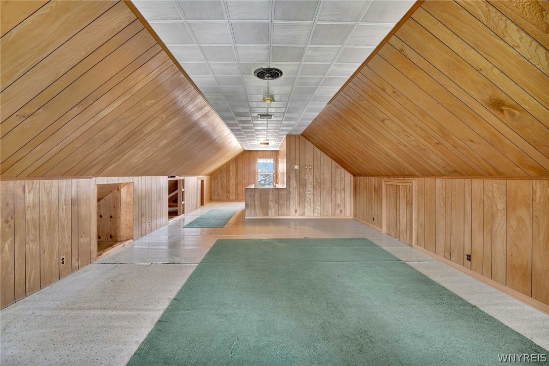 4998 Lake Shore Road