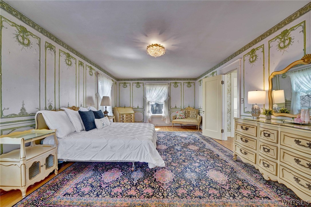 4998 Lake Shore Road