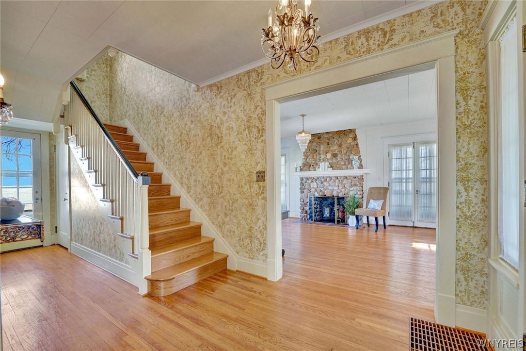 4998 Lake Shore Road