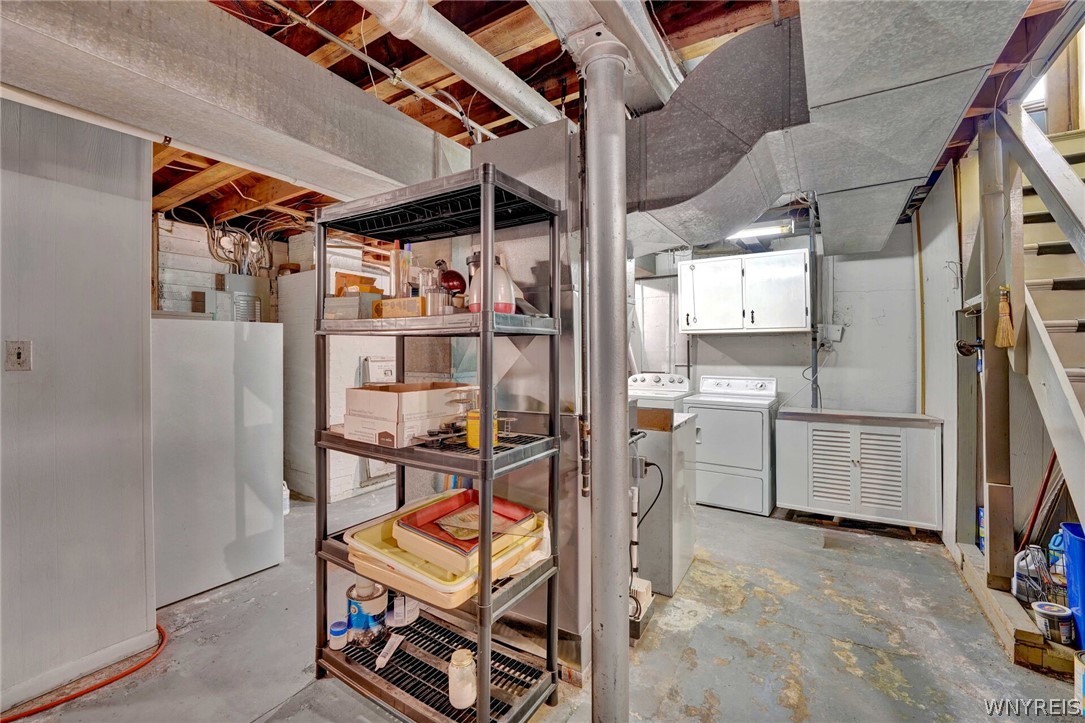 4998 Lake Shore Road