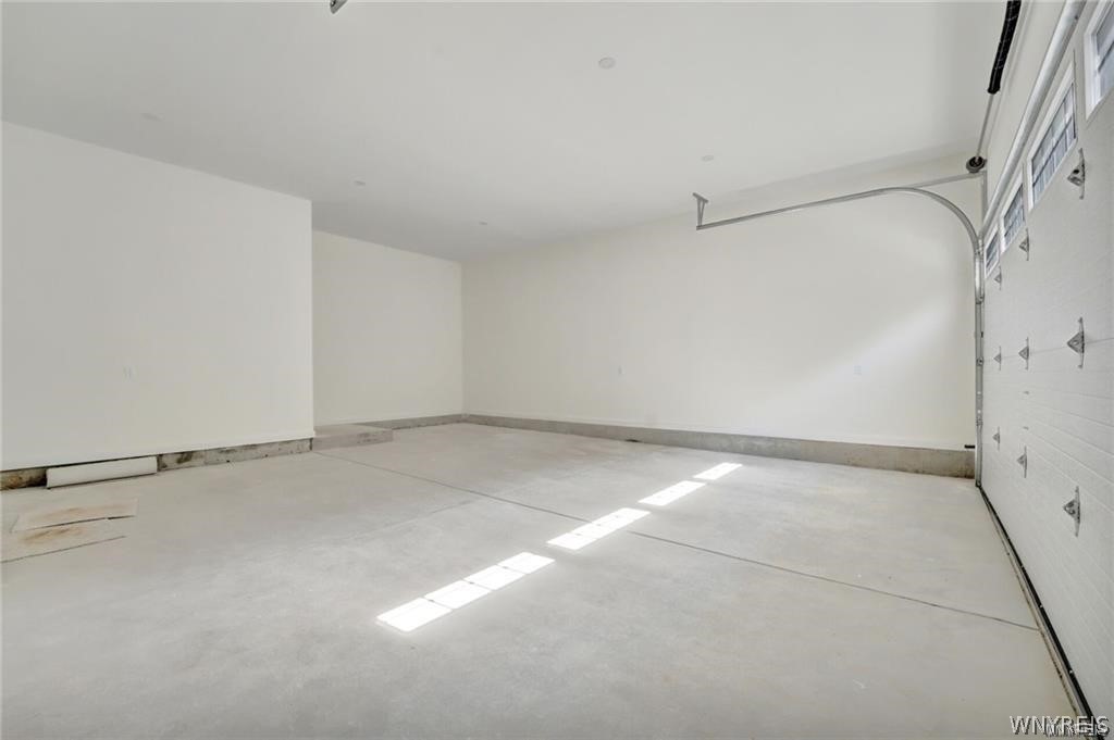26 Rosalind Dr