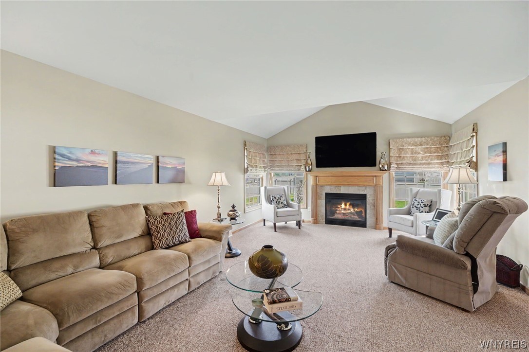 2322 Hobblebush Lane