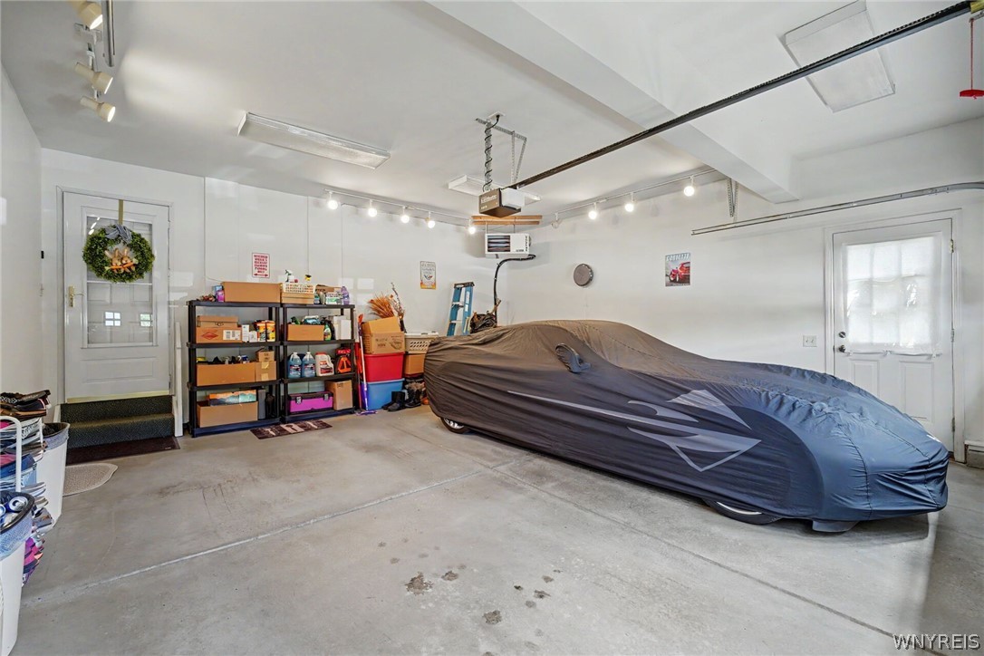 2322 Hobblebush Lane