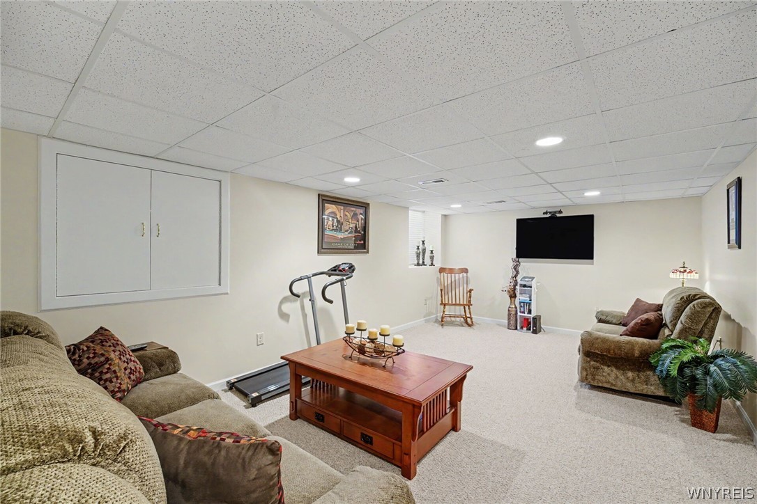 2322 Hobblebush Lane