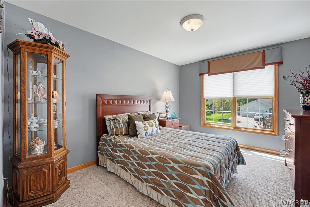 2322 Hobblebush Lane