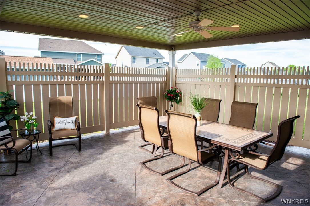 2322 Hobblebush Lane