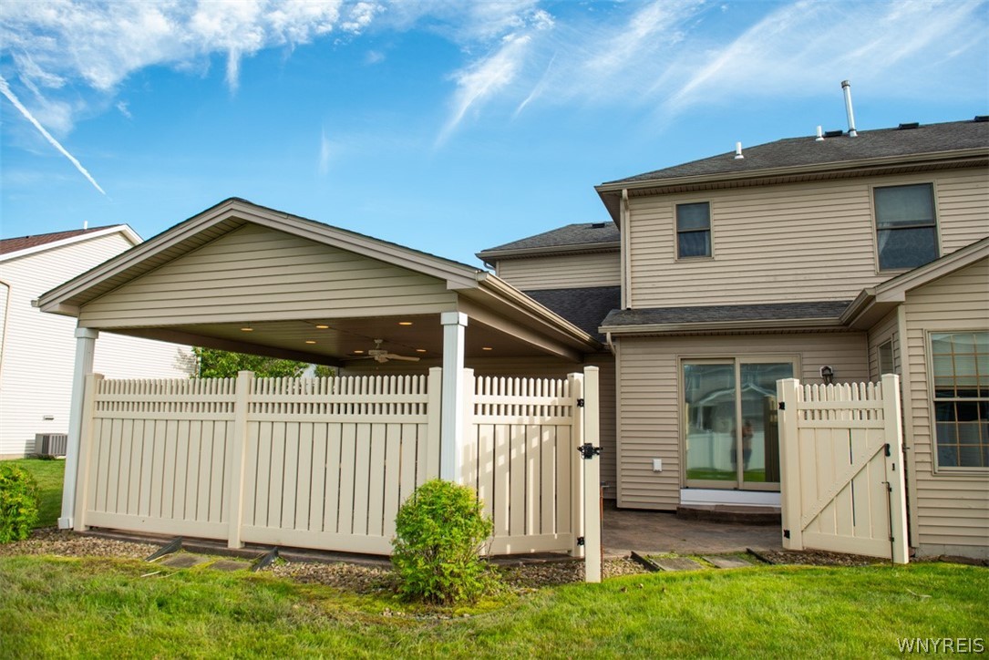 2322 Hobblebush Lane